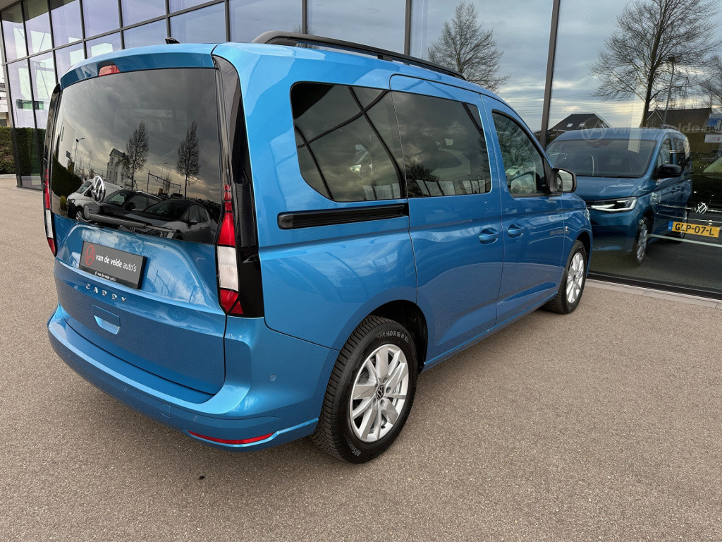 Volkswagen Caddy 1.5 tsi dsg life 5-persoons | led | camera | navi | rijkla