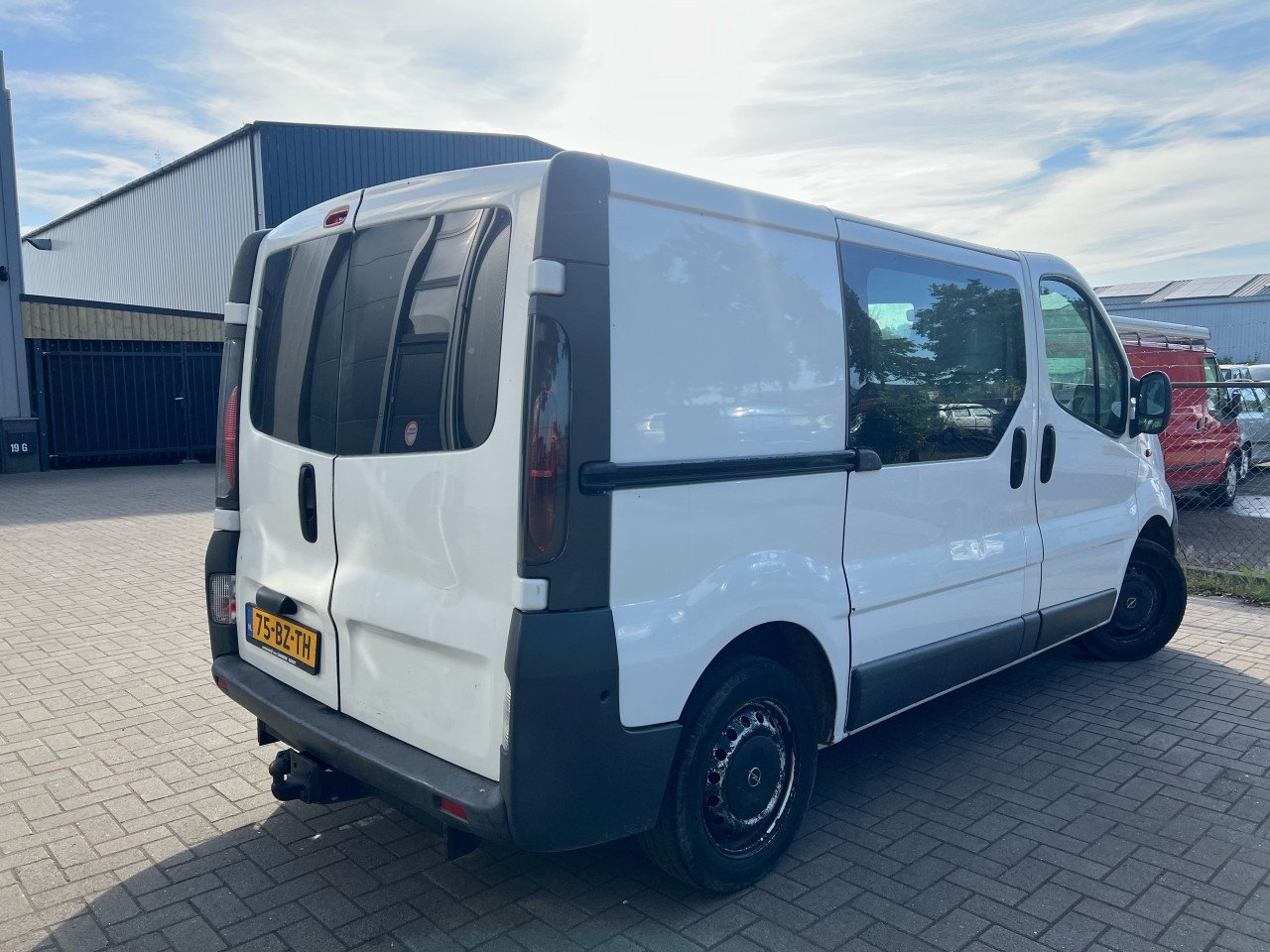 Opel Vivaro 1.9CDTi L1H1 3zits Vol Jaar Apk