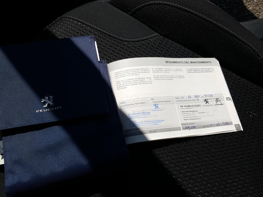 Peugeot 208 1.2 puretech 110pk 5d allure automaat6 navigatie | trekhaak | a
