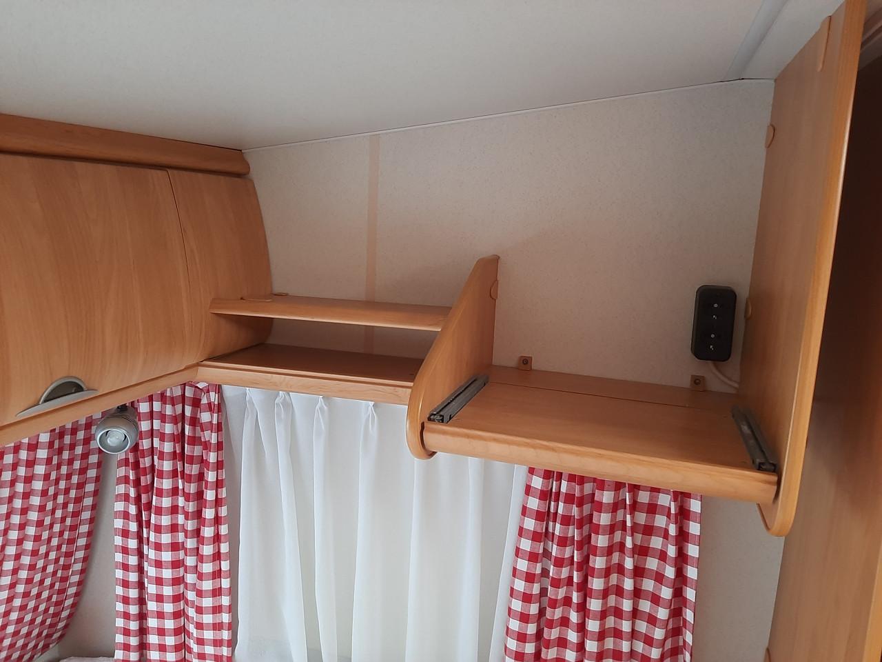 Caravan Hobby 400SB Excelelent