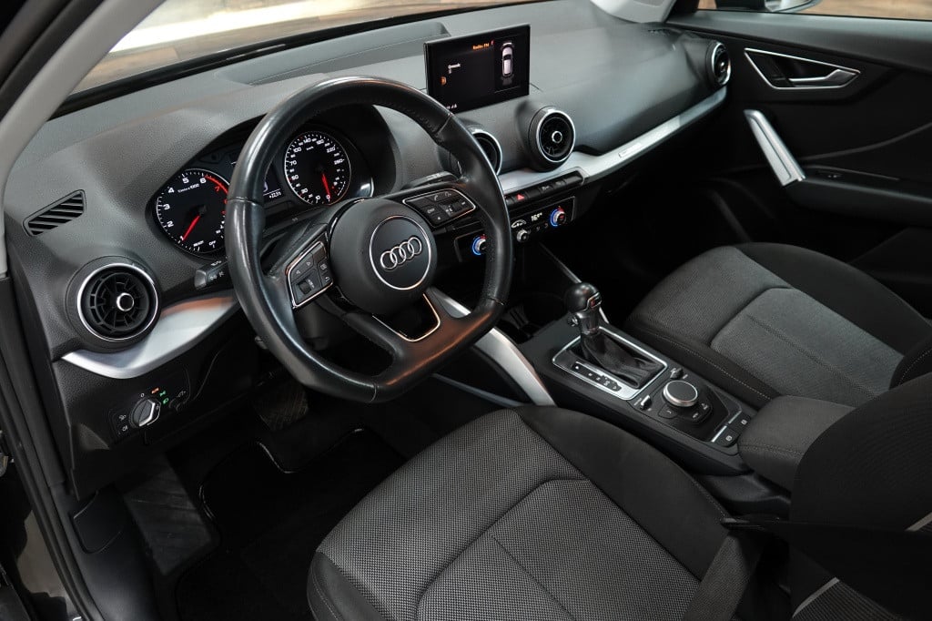 Audi Q2 1.0 tfsi | led | pdc | carplay |