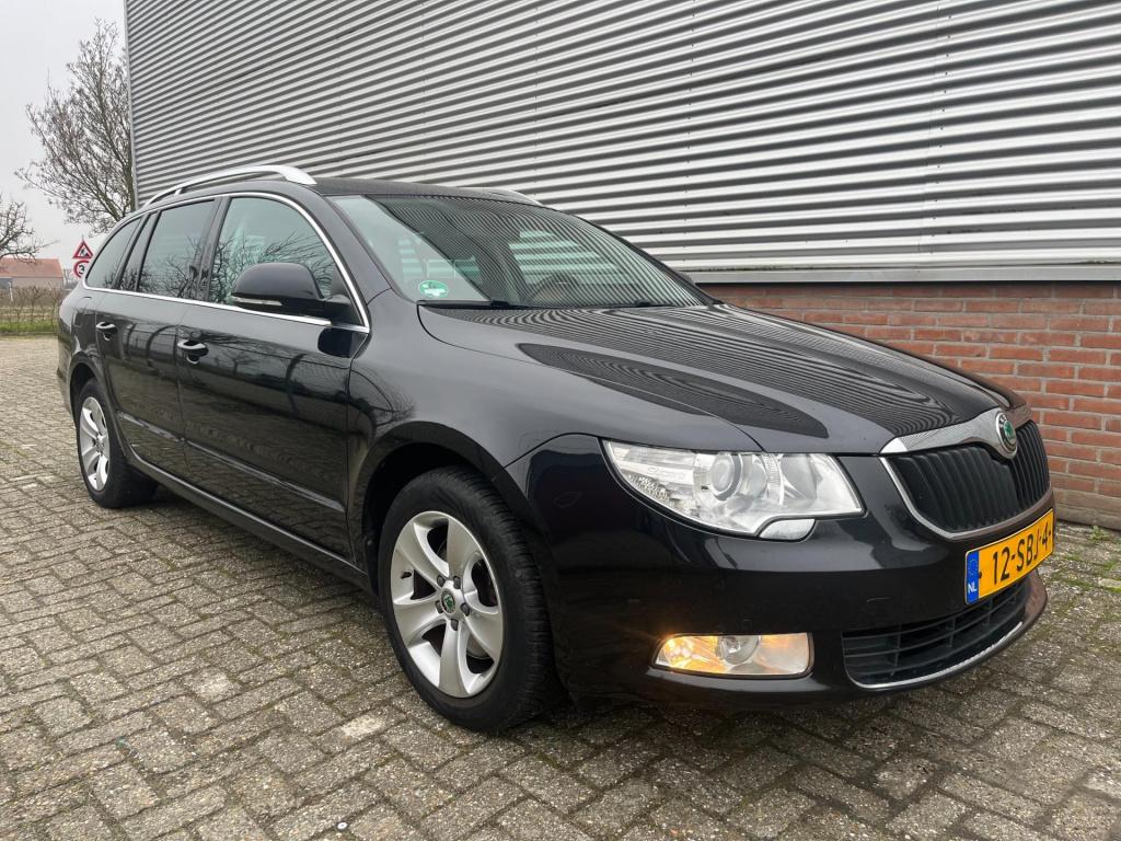 Skoda Superb combi 1.4 tsi ambition business line