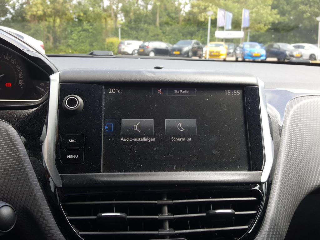 Peugeot 208 allure 1.2 pt-110pk 5d kleurnavigatie applecarplay&androidauto 