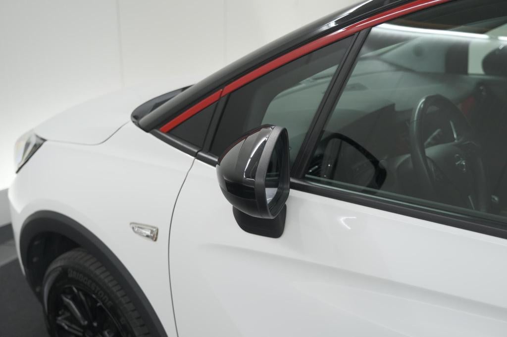 Opel Crossland X turbo 110 gs line | trekhaak | camera | apple carplay | na