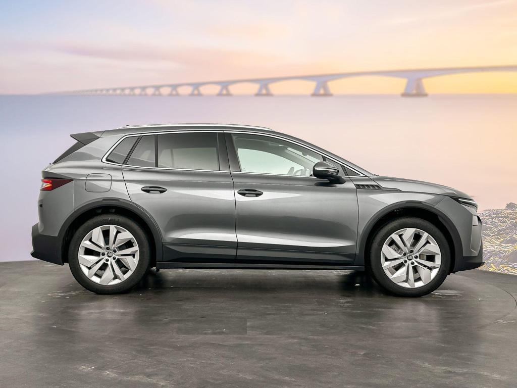 Skoda Elroq business edition tour elektromotor 150 kw / 204 pk