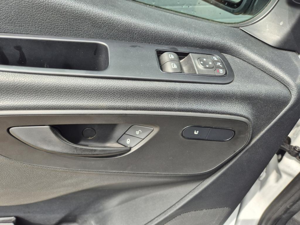 Mercedes-Benz Sprinter 317 1.9 cdi l3 base