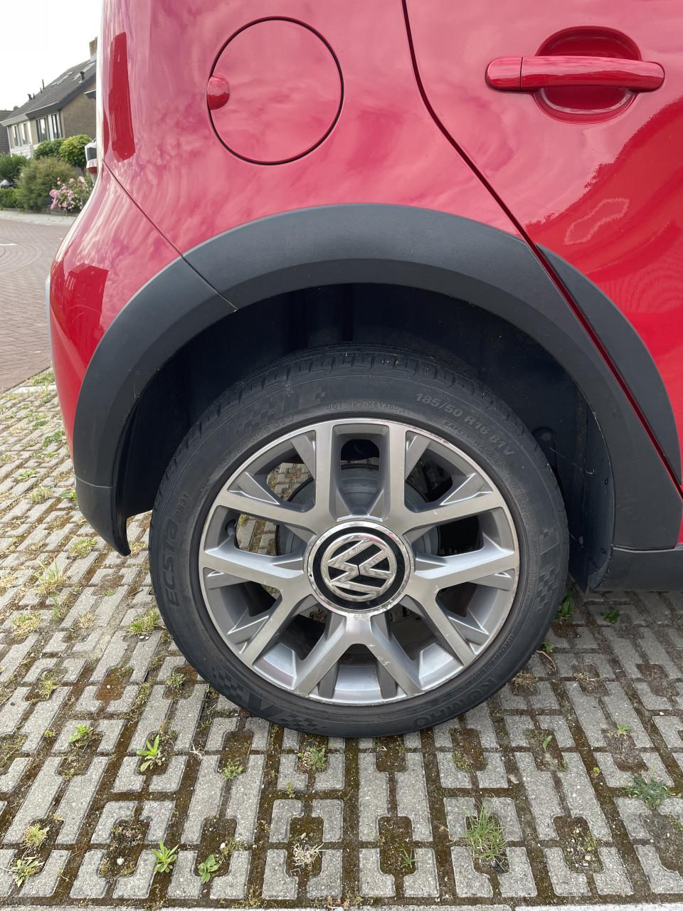 Vw Cross Up! - Airco Nieuwe APK & Onderhoud, inclusief Navi