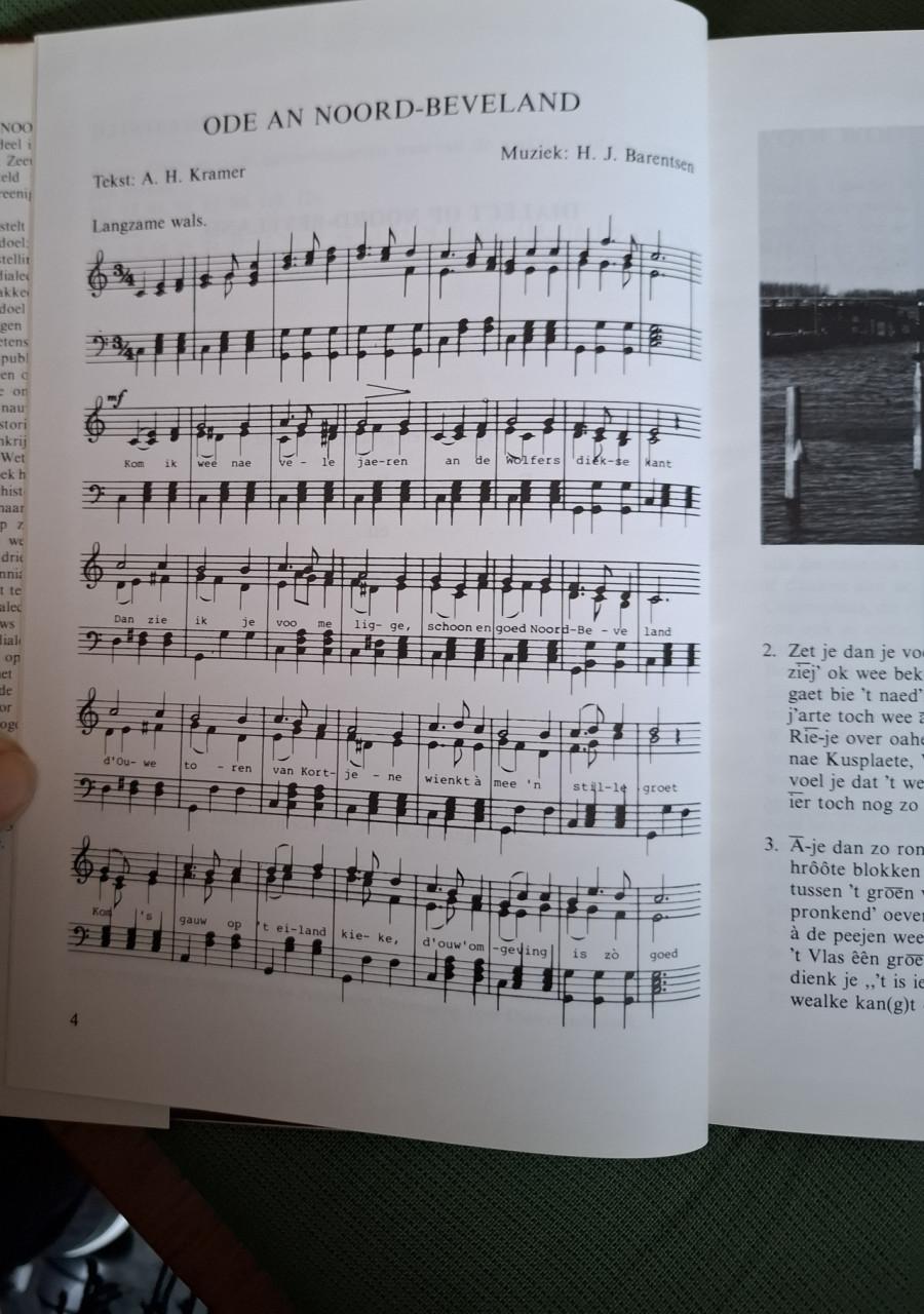 Dialect op Noord-Beveland, door E.J. van den Broecke-de Man en A. Francke