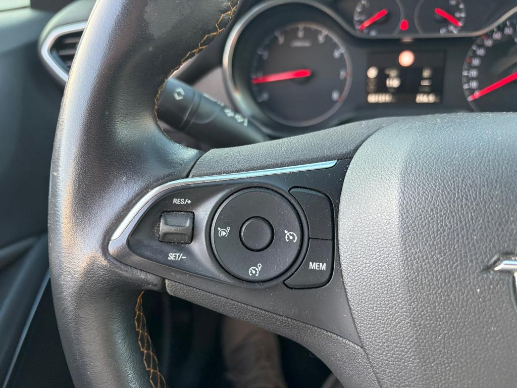 Opel Crossland X 1.2 turbo innovation