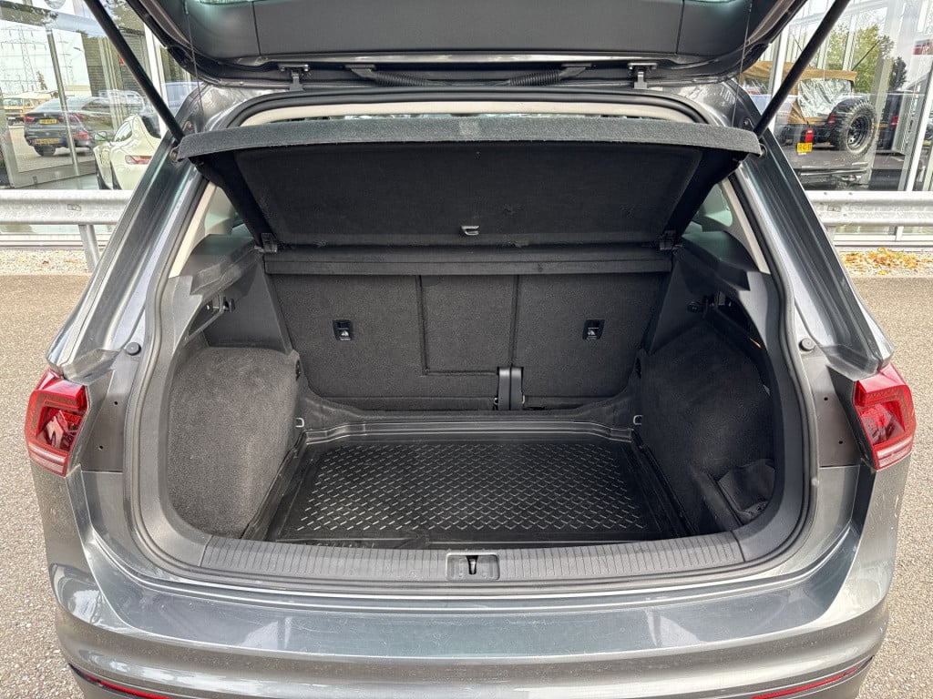 Volkswagen Tiguan 1.4 tsi act comfortline business | nl- auto | acc | clima