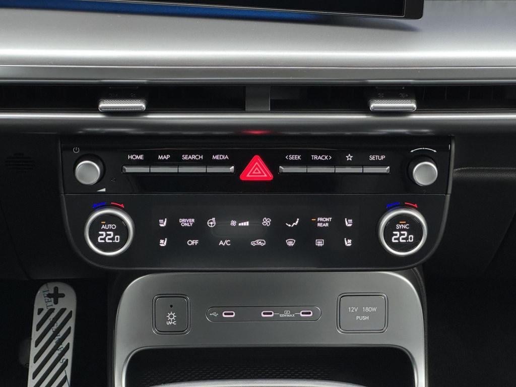 Hyundai Ioniq 9 lounge awd 7p. 110.3 kwh