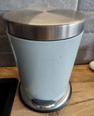 Prullenbakje wit/rvs
