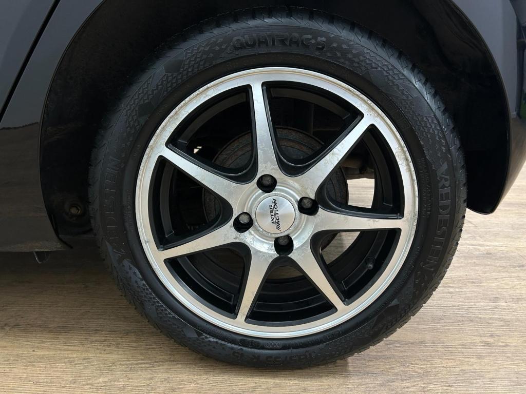 Volkswagen UP! occasion 1.0 move up! bluemotion | zwart | tweedehands volks