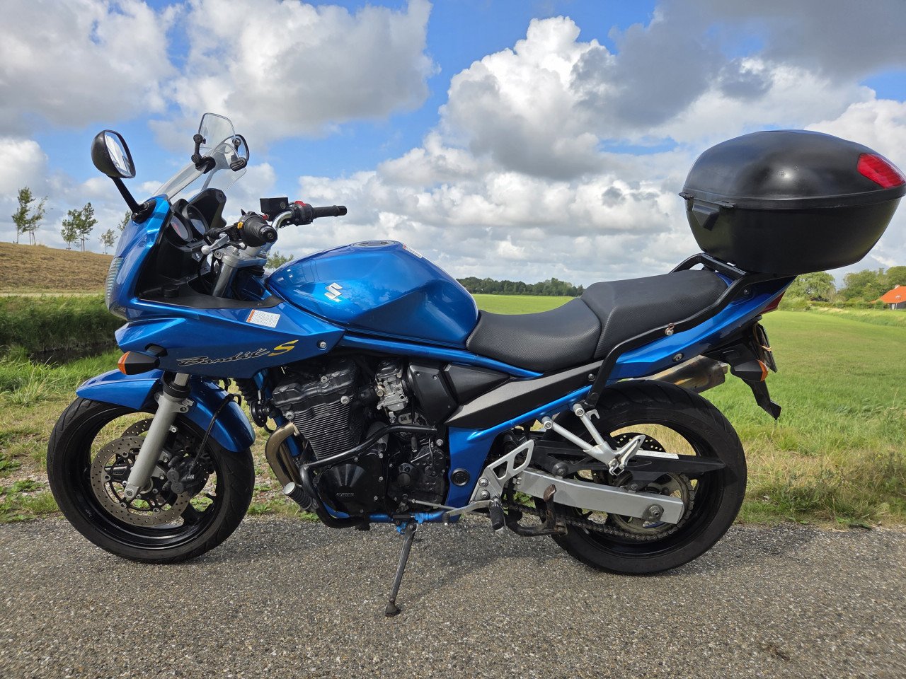 Suzuki GSF600S Bandit incl topkoffer (Inruil mogelijk)