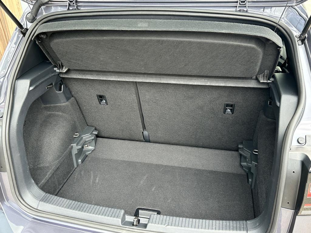 Volkswagen T-cross 1.5 tsi 150pk dsg 2x r-line | camera | virtual cockpit |