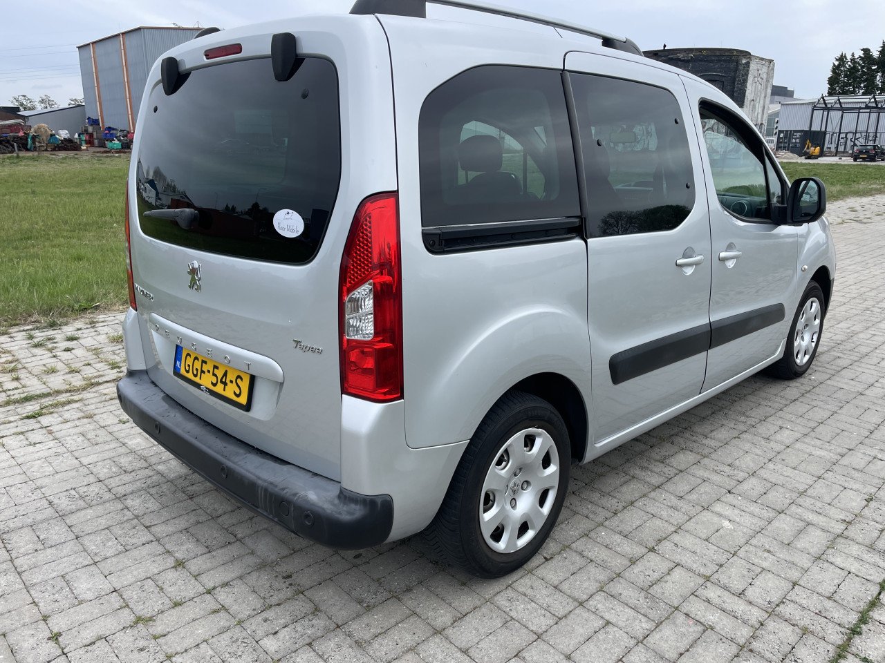 Peugeot partner 1.6 tepee 5 zits 97000 km