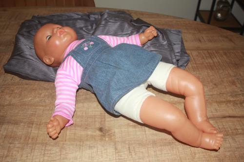 Grote babypop