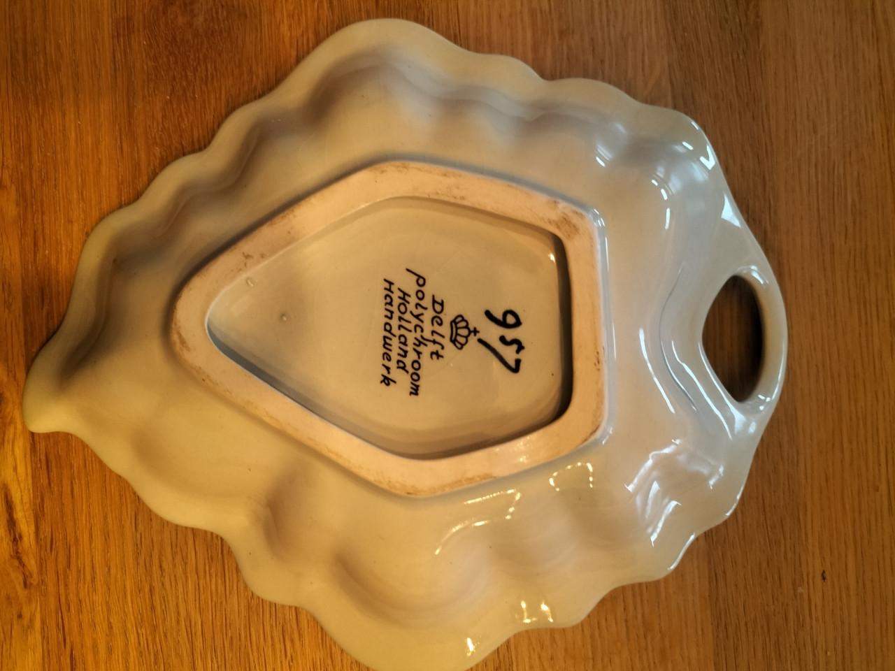 Delfts aardewerk bonbonniëre