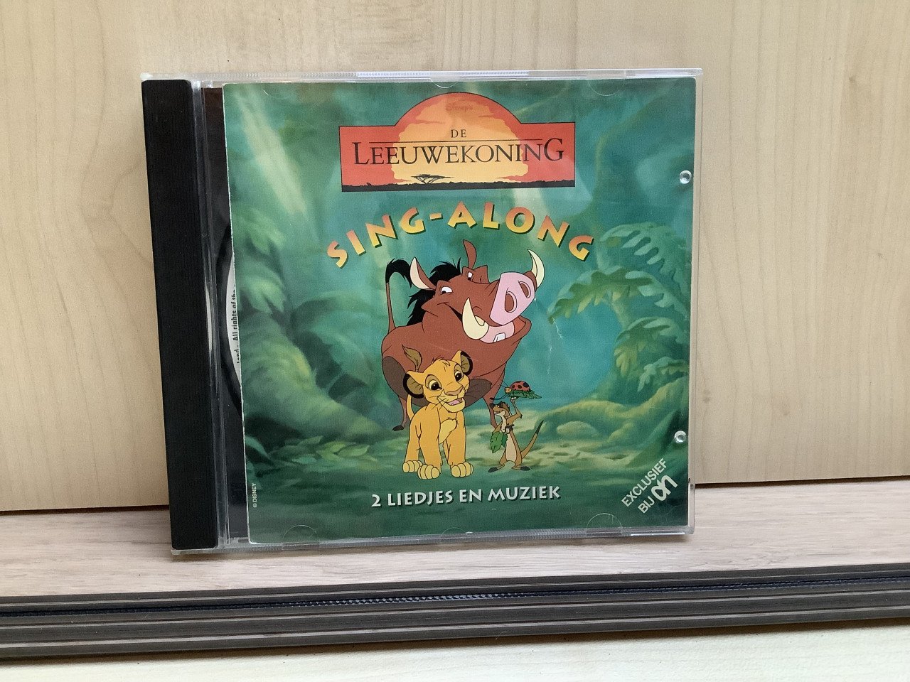 Stapeltje CD SINGLES en CD’s  Van alles wat.