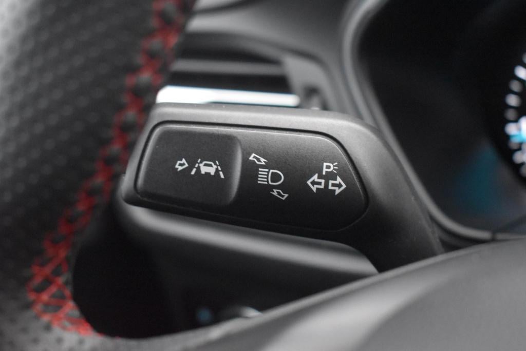 Ford Focus 1.0 ecoboost hybrid 155 pk st line style