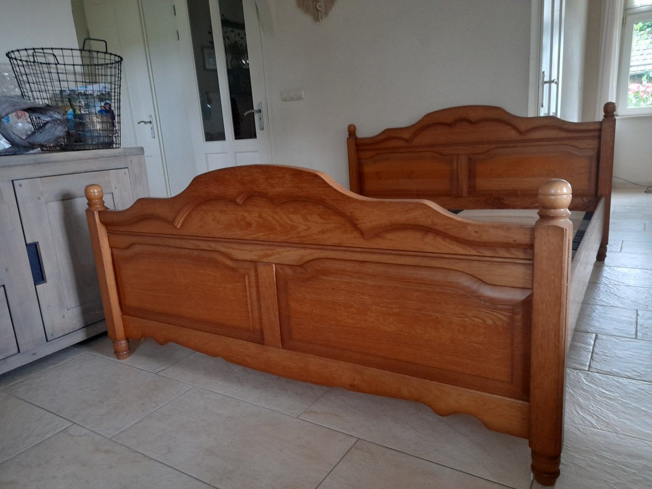Massief houten 2 Persoons bed 160 x 200 (in goede nette staat )