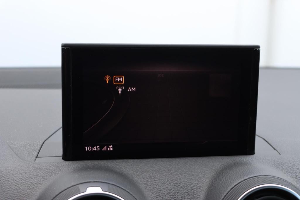 Audi Q2 30 tfsi design s-tronic 115pk