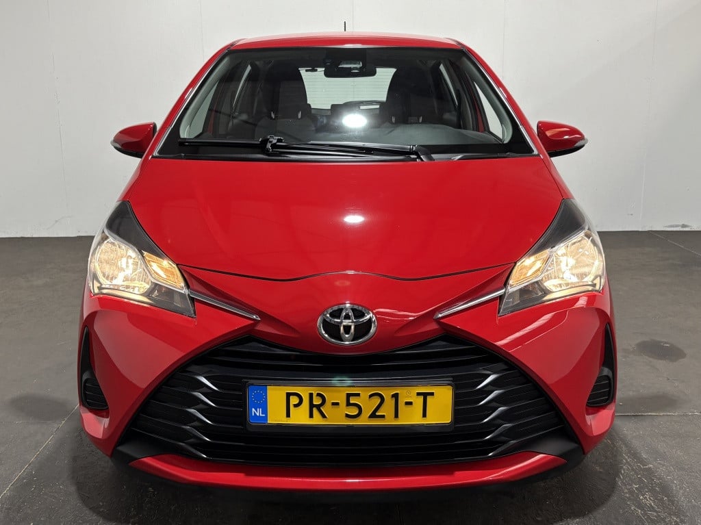 Toyota Yaris 1.0 vvt-i comfort | lage km-stand |