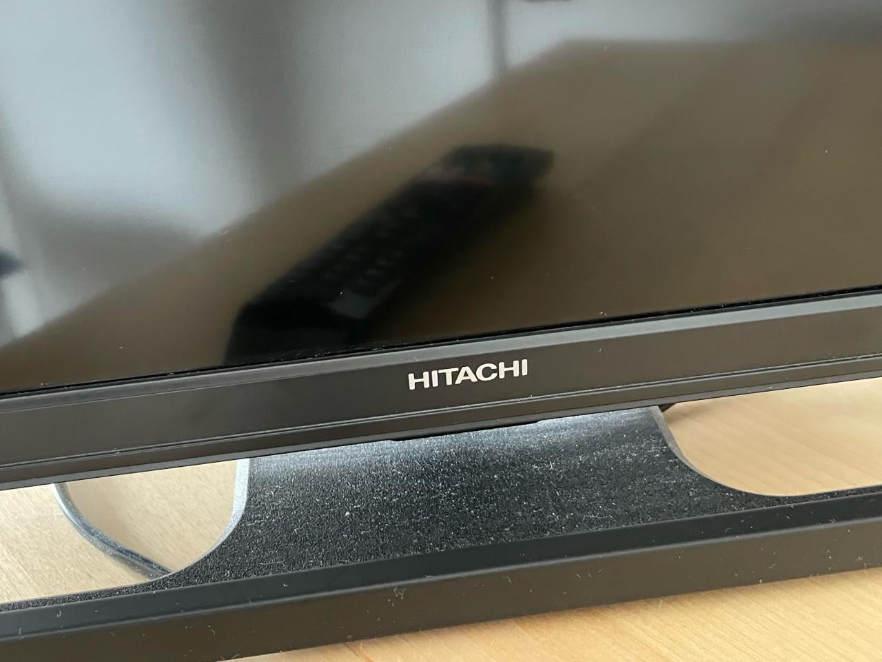 Hitachi 32 inch Smart TV