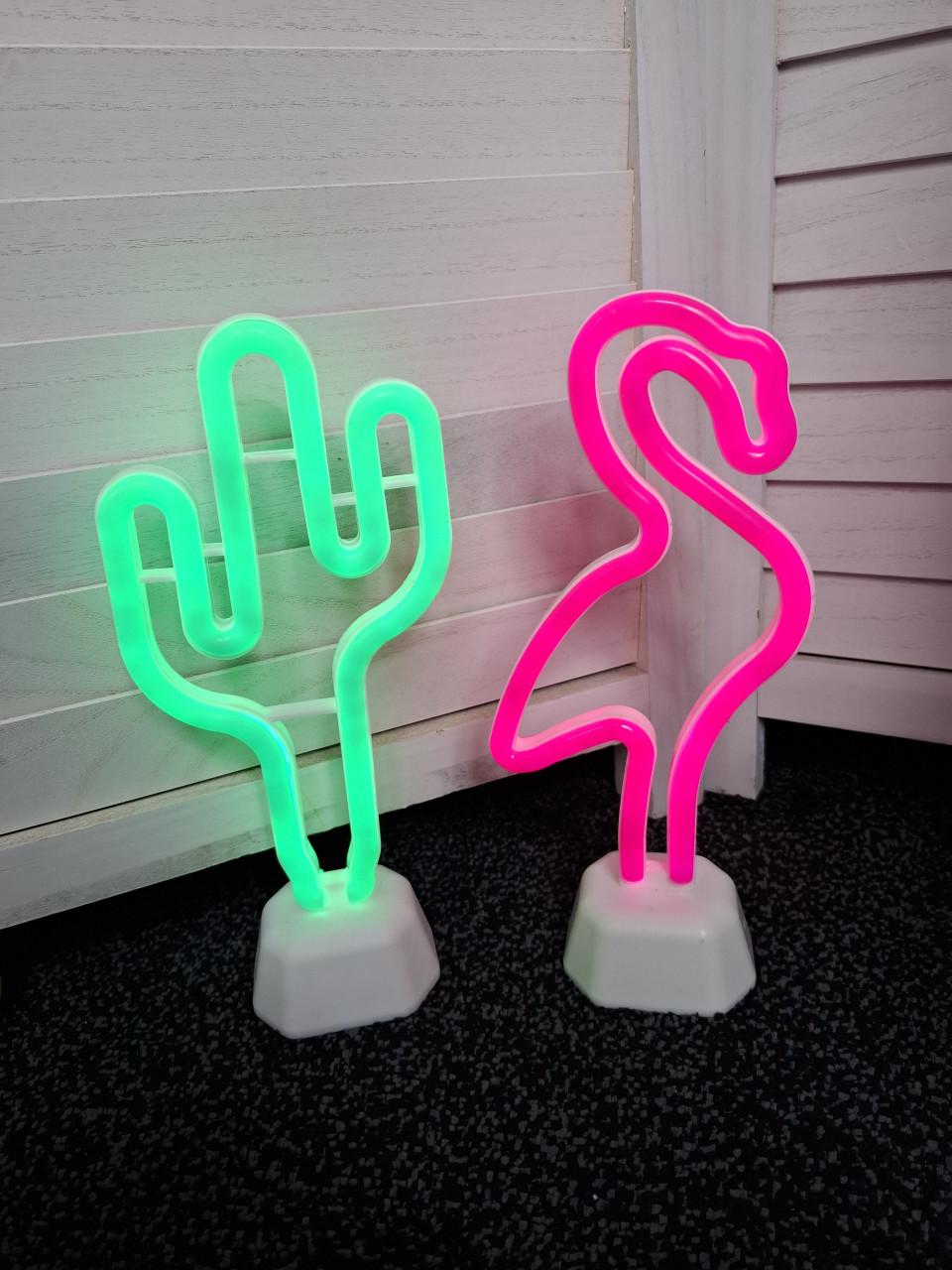 Neon lamp