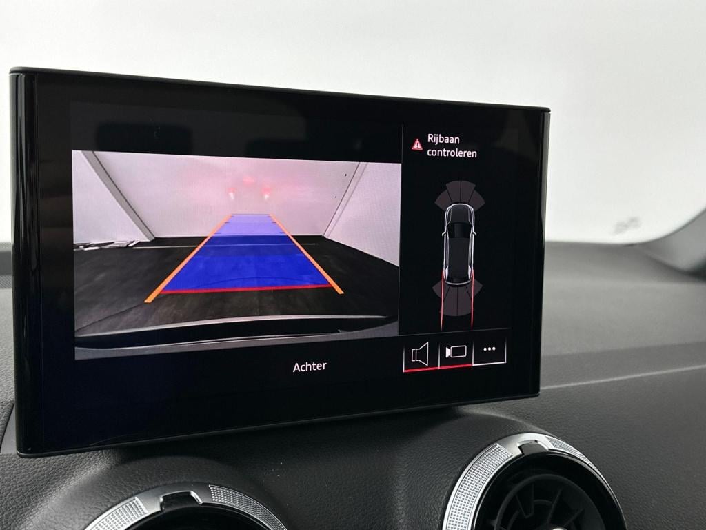 Audi Q2 s edition 35 tfsi 110 kw / 150 pk hatchback 7 vers