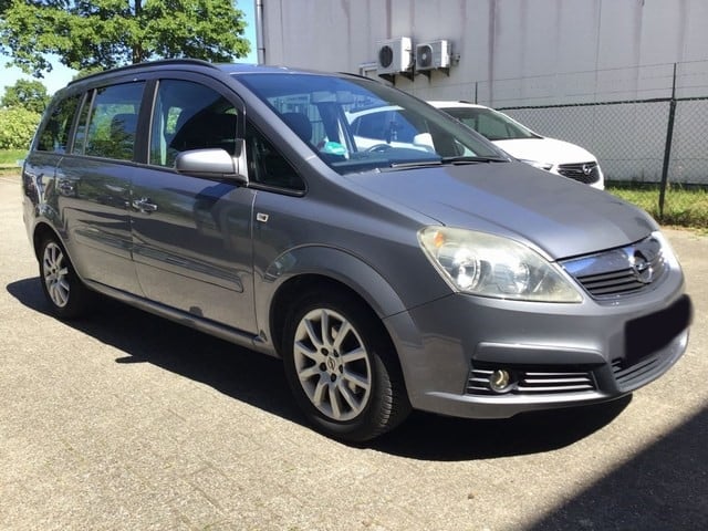 Opel Zafira 1.8 automaat 7-persoons | cruise | trekhaak | nap | nieuwe apk 