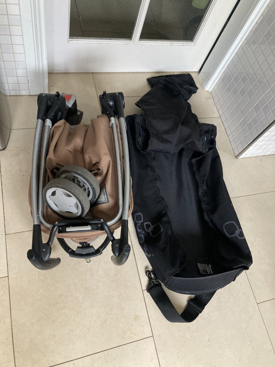 Quinny buggy zapp 2 + reistas