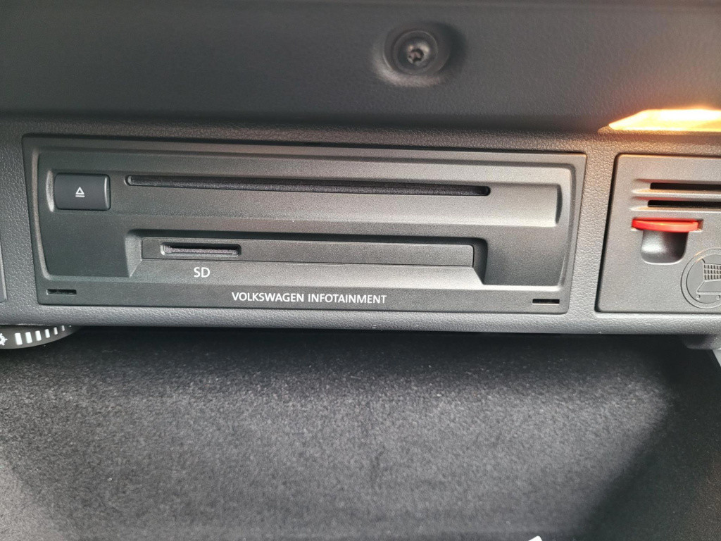 Volkswagen Golf Sportsvan 1.2 tsi highline business bluemotion automaat sou