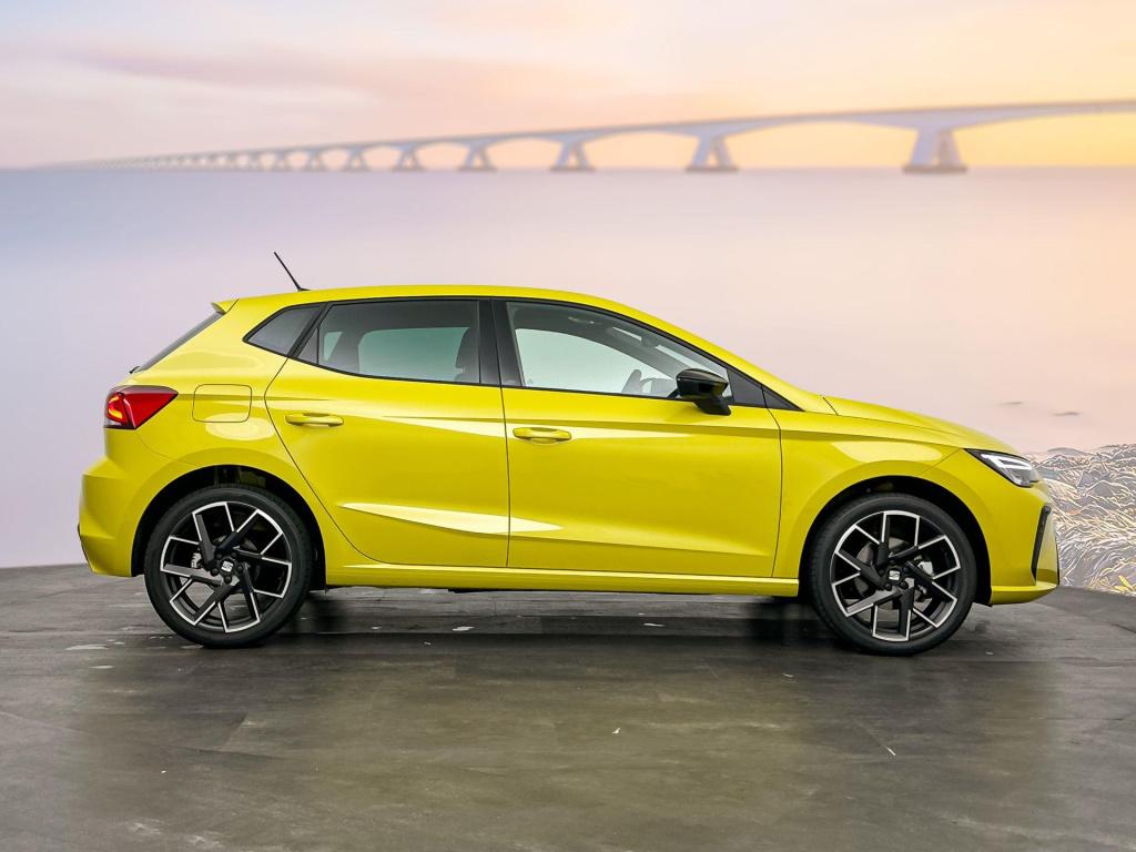 Seat Ibiza fr business connect 1.0 ecotsi 85 kw / 115 pk hatc