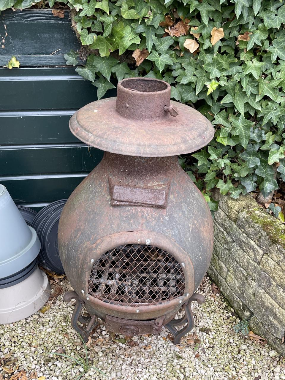 Buitenhaard voor in de thuin