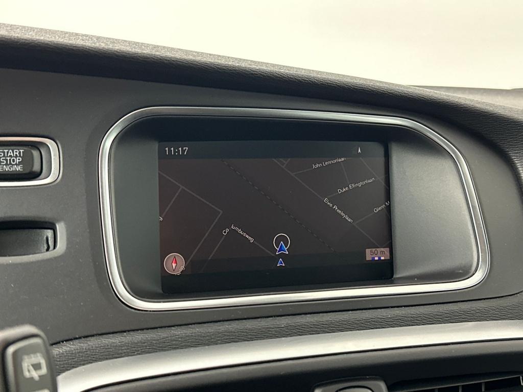Volvo V40 t3 153pk aut6 polar+ sport| pano| camera| h&k sound| dab+