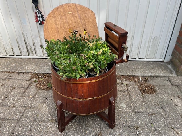 Bloembak  model Wasmachine