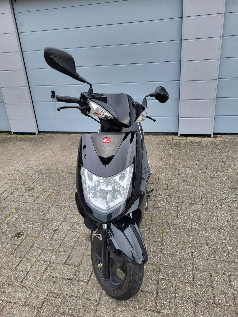 Kymco VP50 - nog geen 3500 km - blauw kenteken