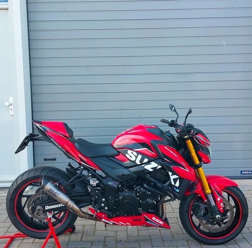 Mooie Suzuki GSX-S750 naked bike