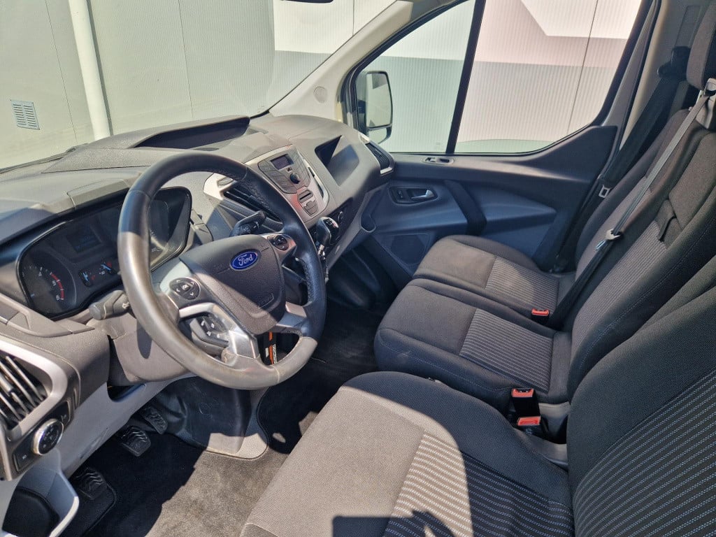 Ford Transit Custom 290 2.2 tdci l2h1 ambiente dc in zeer goede staat met n