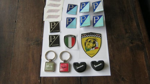 VESPA IGET BOEKJE EN ACCE VOOR VESPA ALLES VOOR 30 EURO