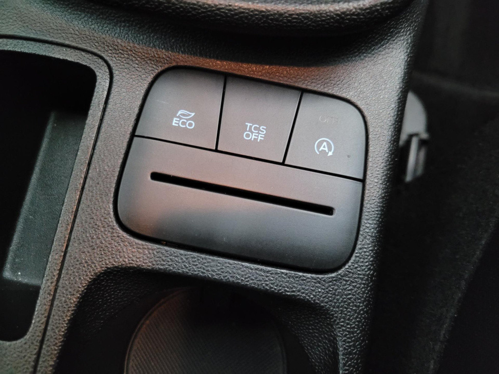 Ford Fiesta 1.1 trend | voorruitverwarming | velgen | cruisecontrol | groot