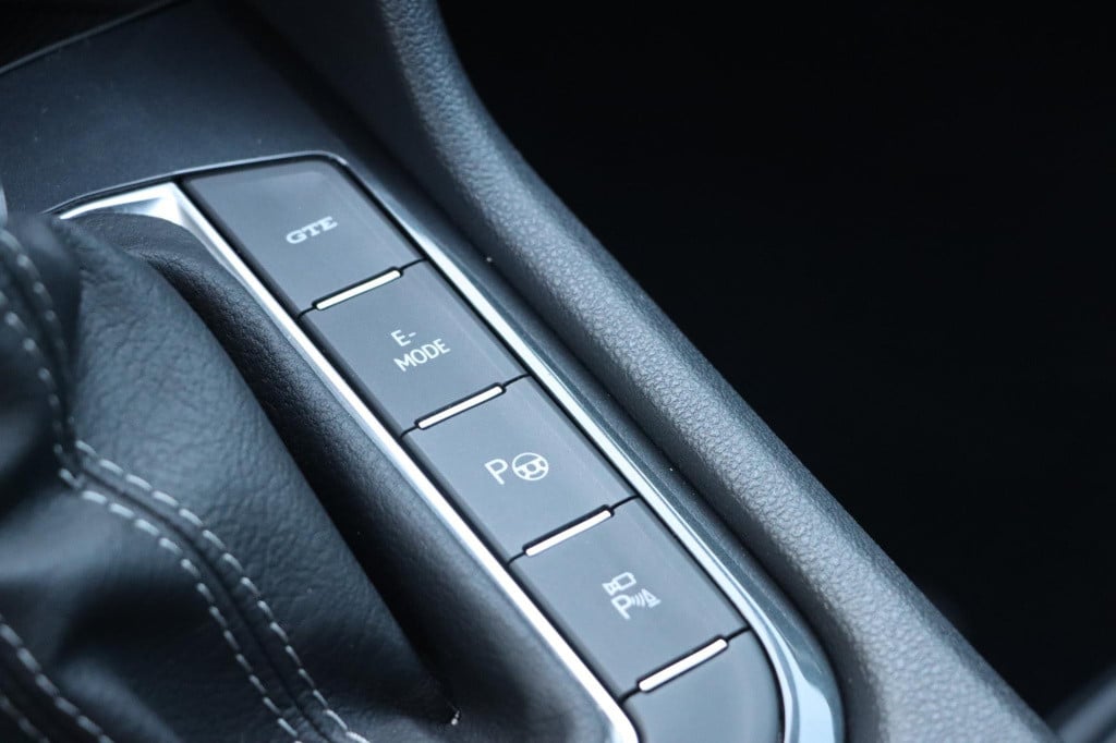 Volkswagen Tiguan 1.4 tsi ehybrid r-line business + 245pk dsg6