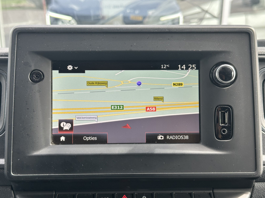 Renault Master t35 2.3 dci 135 l3h2 | led | navi | camera | trekhaak .