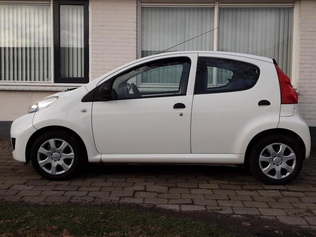 Peugeot 107 1.0-12v xr