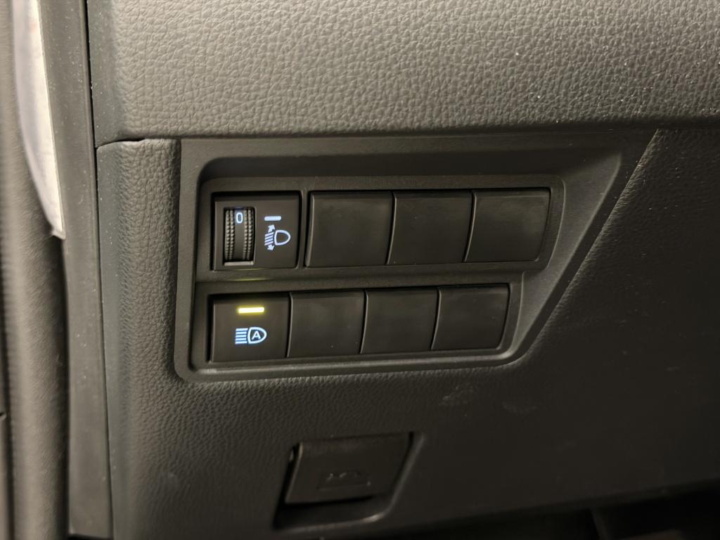 Toyota Yaris 1.5 hybrid dynamic| camera| adap.cruise| keyless| carplay