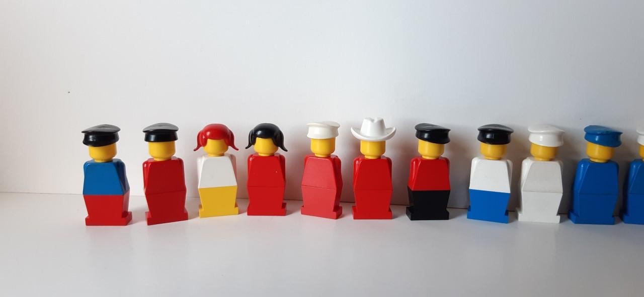 Lego minfiguren vintage, veel verschillende combinaties mogelijk