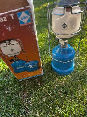 Campingaz 206 gaslamp met extra kousjes en gasbus