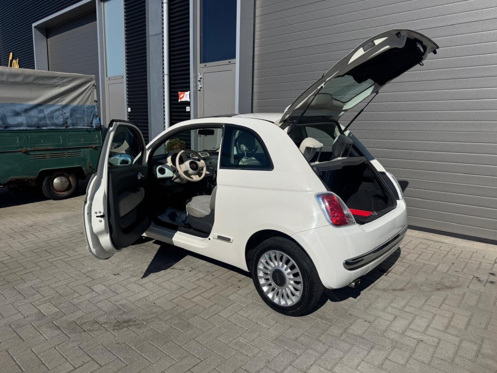 Fiat 500 1.2 lounge/automaat/nap/apk/airco