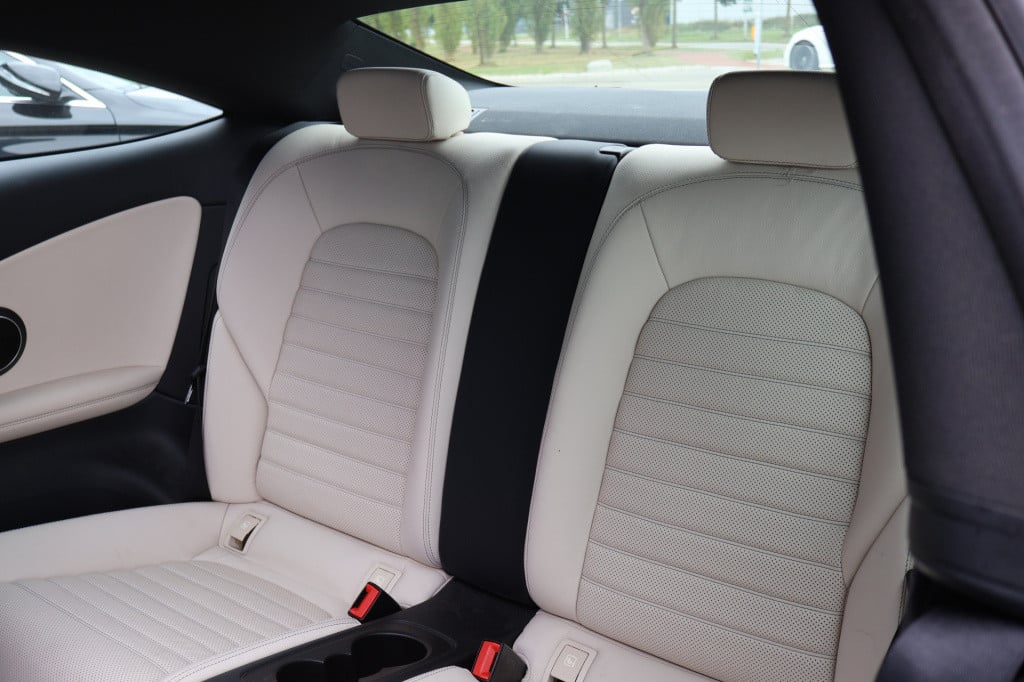 Mercedes-Benz C-Klasse coupé 200 ambition l panoramadak l beige leder inter